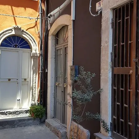 Il Pozzo Di Santa Teresa Apartment Catania